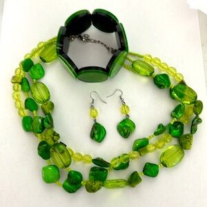 Chunky Beaded Green Jewelry Set
